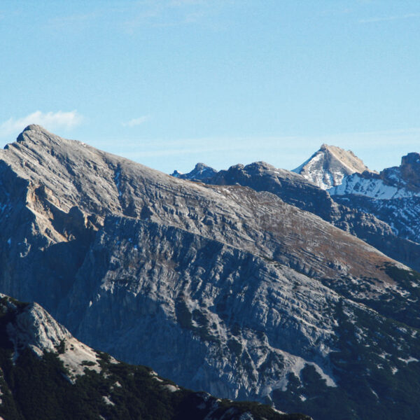 Die Pleisenspitze von Scharnitz aus. Foto: Naturpark Karwendel